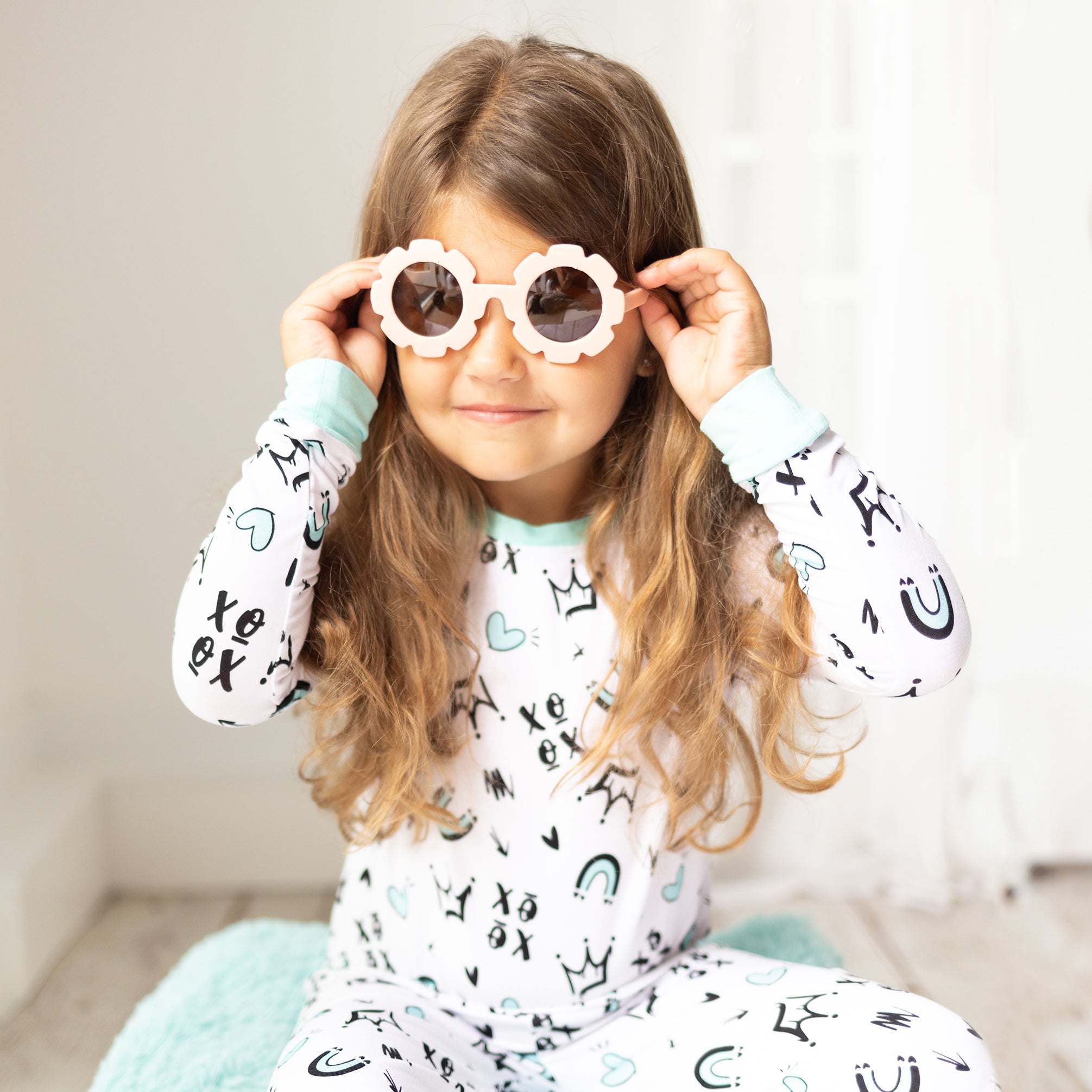 Lot de 2 pyjamas petits coeurs en coton petite fille variante 1 | Petit Lot de 2 pyjamas petits coeurs en coton petite fille variante 1 | Petit